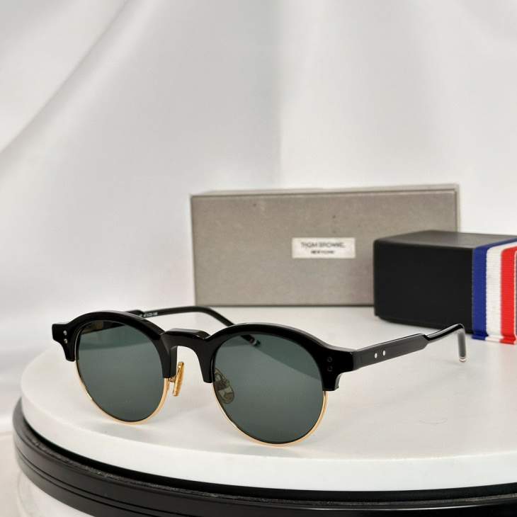 Picture of Thom Browne Sunglasses _SKUfw64375862fw